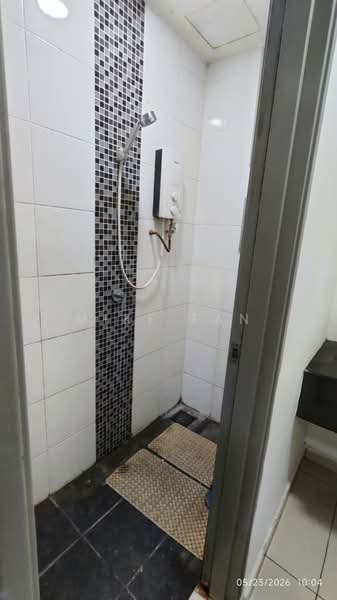 Servis Apartment untuk Disewa di Mesahill - Mike Tan - Bathroom - PropertyGuru.com.my