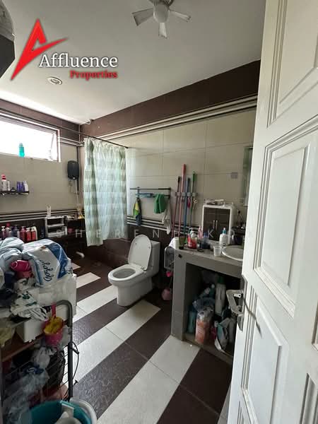Rumah Banglo untuk Dijual di Stapok (Kuching) - Sherene Kok - Bathroom - PropertyGuru.com.my