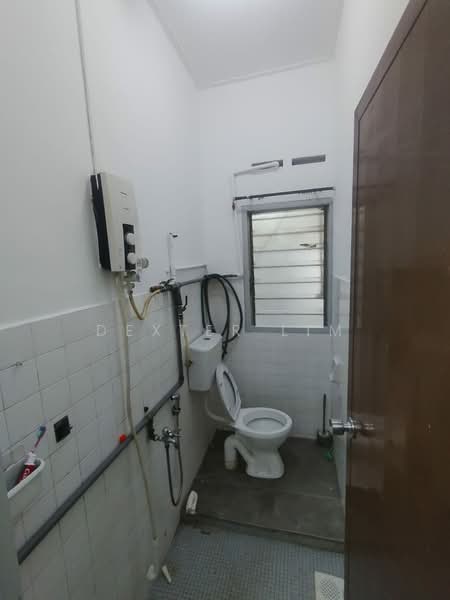 1-storey Terraced House for Rent in Johor Bahru (Johor) - Dexter Lim - Bathroom - PropertyGuru.com.my