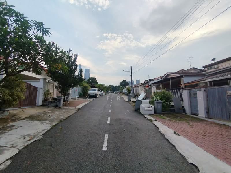 1-storey Terraced House for Rent in Johor Bahru (Johor) - Dexter Lim - Exterior - PropertyGuru.com.my