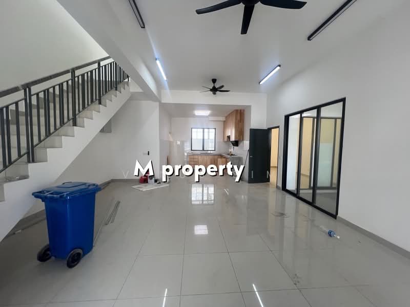 Rumah Teres 2 Tingkat untuk Disewa di Telok Panglima Garang (Selangor) - Venus Sim - Living Room - PropertyGuru.com.my