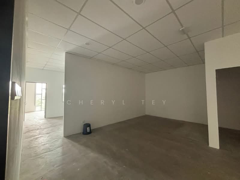 Factory for Rent in Taman Desa Cemerlang (Ulu Tiram) - Cheryl Tey - Interior - PropertyGuru.com.my