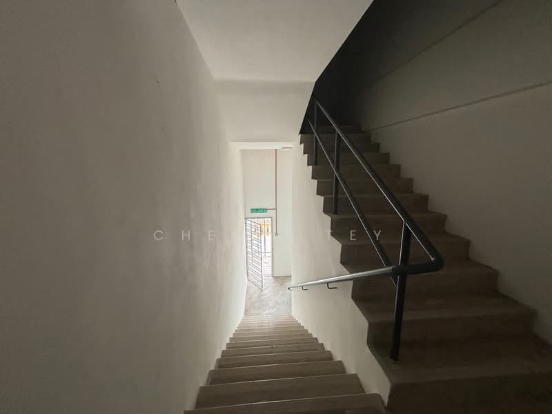 Factory for Rent in Taman Desa Cemerlang (Ulu Tiram) - Cheryl Tey - Corridor - PropertyGuru.com.my