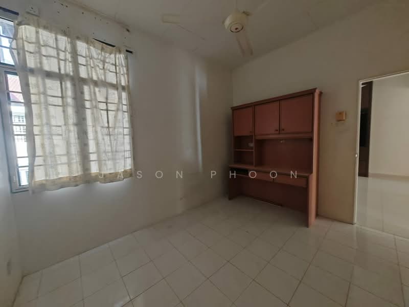 Terraced House for Sale in Sungai Ara (Penang) - Jason Phoon - Study - PropertyGuru.com.my