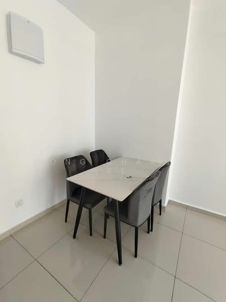 Servis Apartment untuk Disewa di Midas @ Seri Alam - Hong Charng Lee - Dining Room - PropertyGuru.com.my