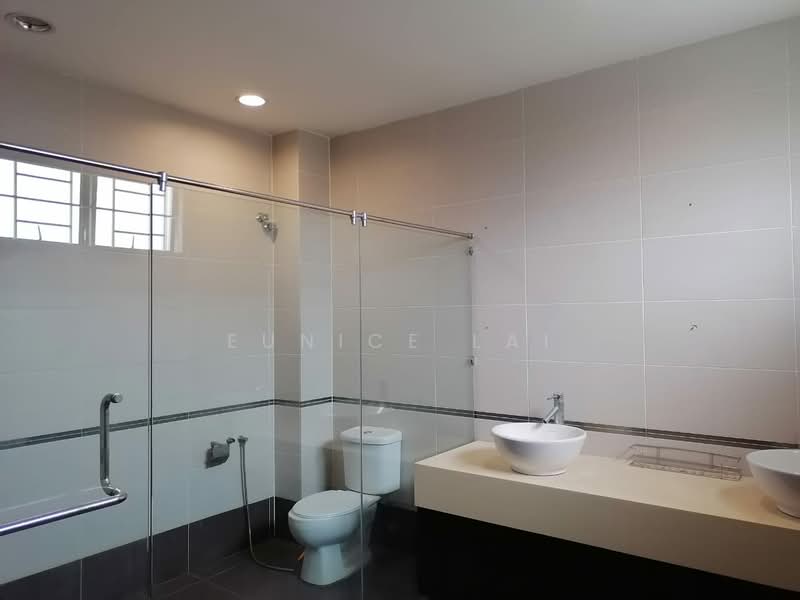 Bungalow for Sale in Bukit Rahman Putra (Sungai Buloh) - Eunice Lai - Bathroom - PropertyGuru.com.my