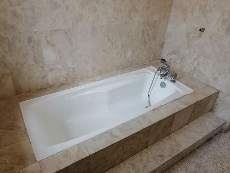 Bungalow for Sale in Bukit Rahman Putra (Sungai Buloh) - Eunice Lai - Bathroom - PropertyGuru.com.my