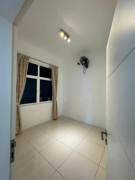 Service Residence for Sale at Skypod Residence - Sean Ng - Interior - PropertyGuru.com.my