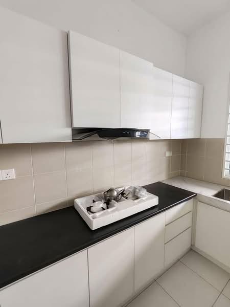 Semi-Detached House for Rent in Seri Kembangan (Selangor) - HL Lau - Kitchen - PropertyGuru.com.my