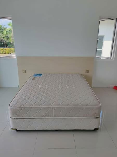 Semi-Detached House for Rent in Seri Kembangan (Selangor) - HL Lau - Bedroom - PropertyGuru.com.my