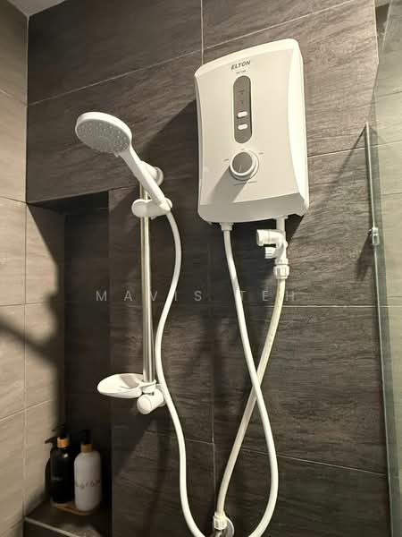 Servis Apartment untuk Disewa di Maya Bay Residences @ Gamuda Cove - Mavis Teh - Bathroom - PropertyGuru.com.my