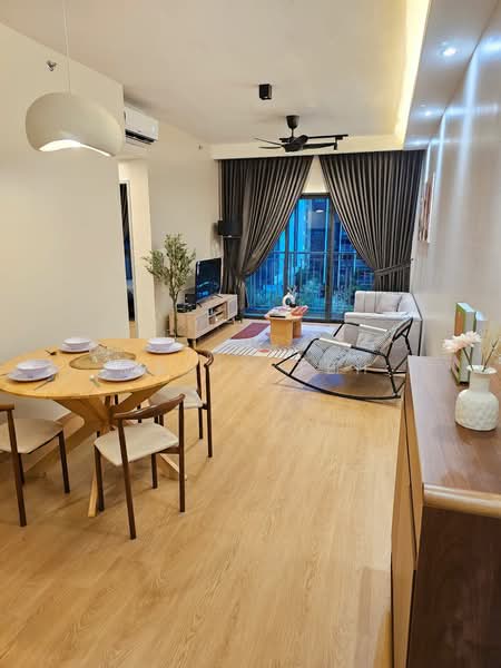 Servis Apartment untuk Disewa di Maya Bay Residences @ Gamuda Cove - Mavis Teh - Living Room - PropertyGuru.com.my