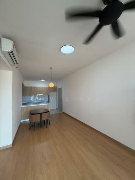 Servis Apartment untuk Disewa di Maya Bay Residences @ Gamuda Cove - Mavis Teh - Living Room - PropertyGuru.com.my
