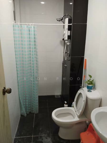 Condominium for Sale at The Clovers - Jason Phoon - Bathroom - PropertyGuru.com.my