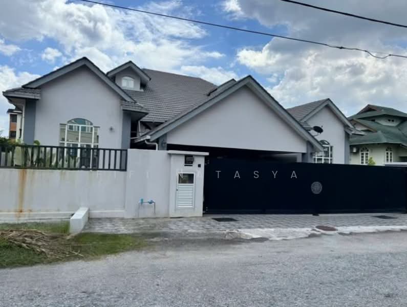 Bungalow for Sale in Bandar Baru Bangi (Selangor) - Fifi Natasya - Exterior - PropertyGuru.com.my