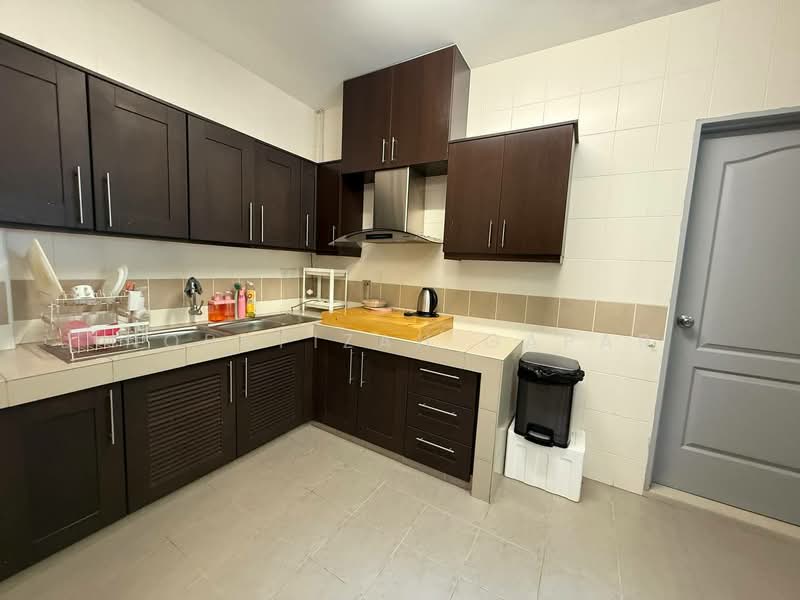 Rumah Teres 2 Tingkat untuk Disewa di Putrajaya (Putrajaya) - NoraFizah Gapar - Kitchen - PropertyGuru.com.my