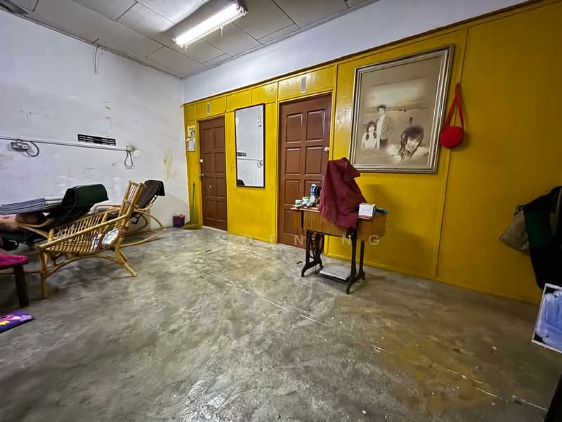 Kedai untuk Dijual di Taman Bukit Jaya (Ulu Tiram) - Jayden Ng - Interior - PropertyGuru.com.my