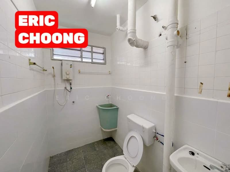 Pangsapuri untuk Disewa di Tanjung Court - Eric Choong - Bathroom - PropertyGuru.com.my
