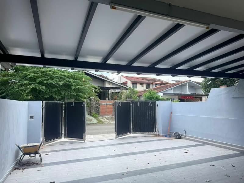 1-storey Terraced House for Sale in Taman Dato Penggawa Barat (Tampoi) - Jason Fam - Exterior - PropertyGuru.com.my