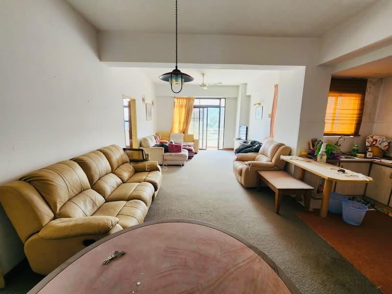 Pangsapuri untuk Dijual di Kempas Apartment - Jesy Tey - Living Room - PropertyGuru.com.my