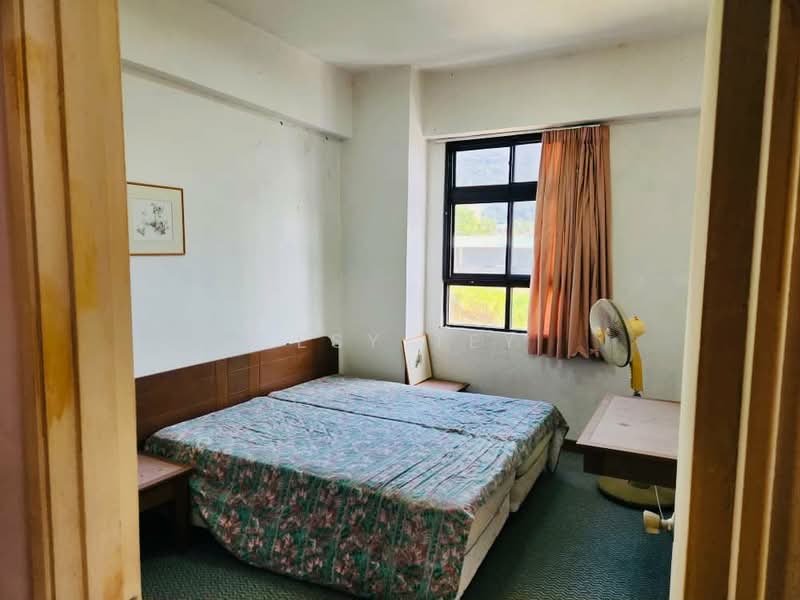 Pangsapuri untuk Dijual di Kempas Apartment - Jesy Tey - Bedroom - PropertyGuru.com.my