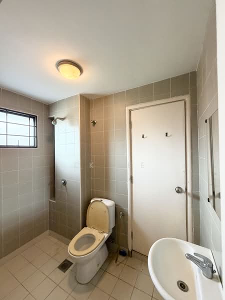 Rumah Teres untuk Dijual di Taman Esplanad (Bukit Jalil) - CK Yee - Bathroom - PropertyGuru.com.my