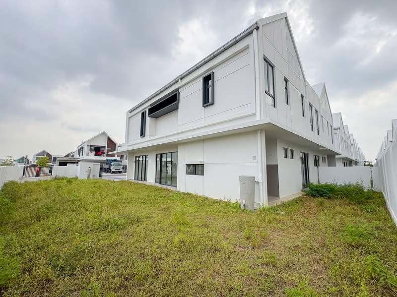 Semi-Detached House for Sale in Shah Alam (Selangor) - Azmi . - Exterior - PropertyGuru.com.my