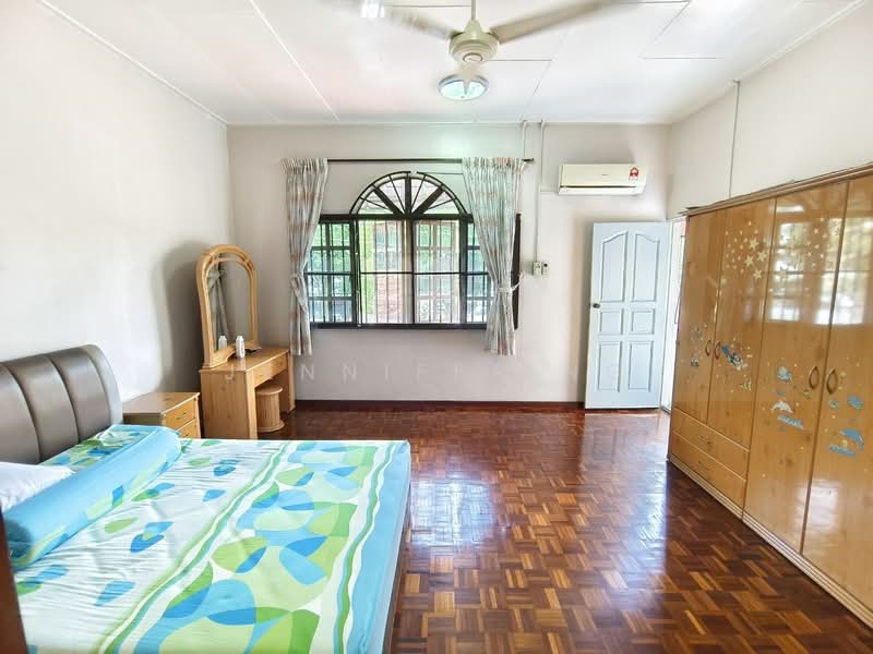 Rumah Teres 2 Tingkat untuk Dijual di Taman Sri Putri (Skudai) - Jennifer Ng - Bedroom - PropertyGuru.com.my