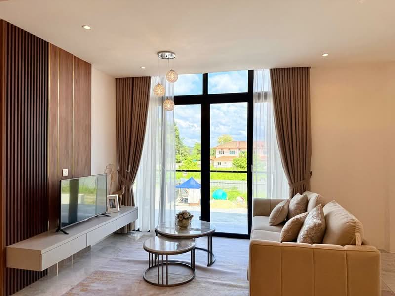 Townhouse for Sale in Kuching (Sarawak) - Jeno Tan - Living Room - PropertyGuru.com.my