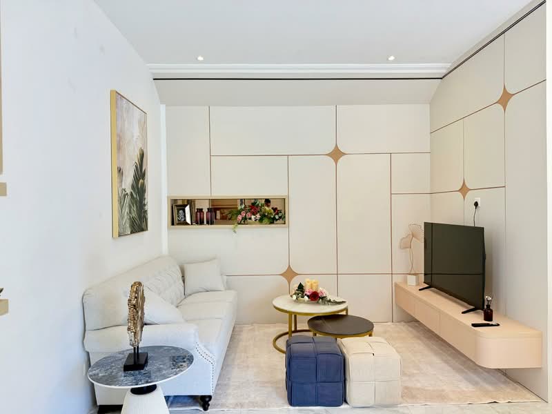 Townhouse for Sale in Kuching (Sarawak) - Jeno Tan - Living Room - PropertyGuru.com.my