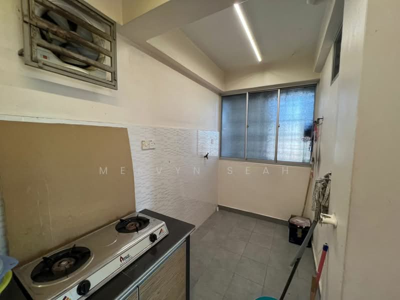 Rumah Flat untuk Dijual di Seri Intan - Mervyn Seah - Kitchen - PropertyGuru.com.my