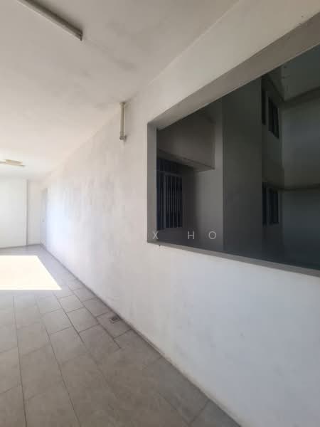 Service Residence for Sale at Mahkota Impian - Alex Ho - Corridor - PropertyGuru.com.my