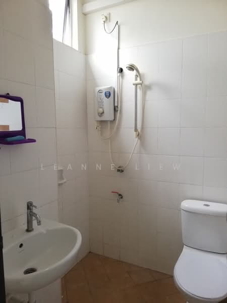 2-storey Terraced House for Sale in Taman Bayu Puteri (Johor Bahru) - Leanne Liew - PropertyGuru.com.my