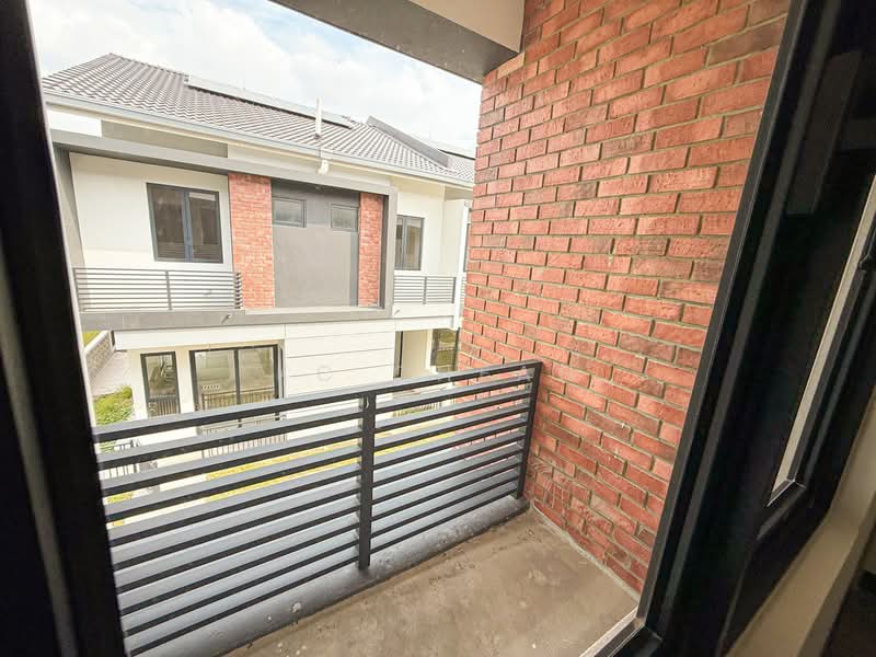 2-storey Terraced House for Sale in Shah Alam (Selangor) - KC Cheah - Balcony - PropertyGuru.com.my