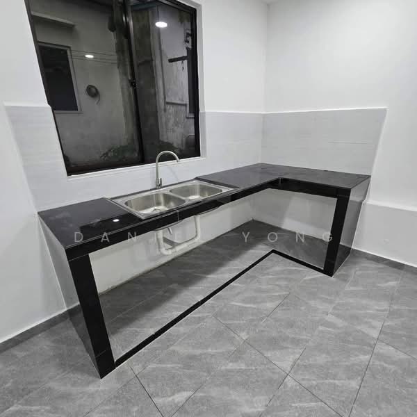 Terraced House for Sale in Skudai (Johor) - Daniel Yong - Kitchen - PropertyGuru.com.my