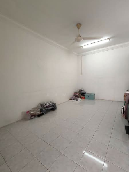 1-storey Terraced House for Sale in Taman Sri Perkasa (Ipoh) - Sam . - Interior - PropertyGuru.com.my
