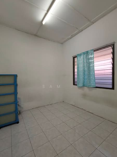 1-storey Terraced House for Sale in Taman Sri Perkasa (Ipoh) - Sam . - Interior - PropertyGuru.com.my