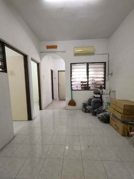 1-storey Terraced House for Sale in Taman Sri Perkasa (Ipoh) - Sam . - Interior - PropertyGuru.com.my