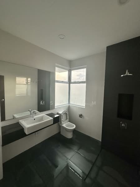 Rumah Berkembar untuk Disewa di Senibong (Permas Jaya) - Ms Tham - PropertyGuru.com.my