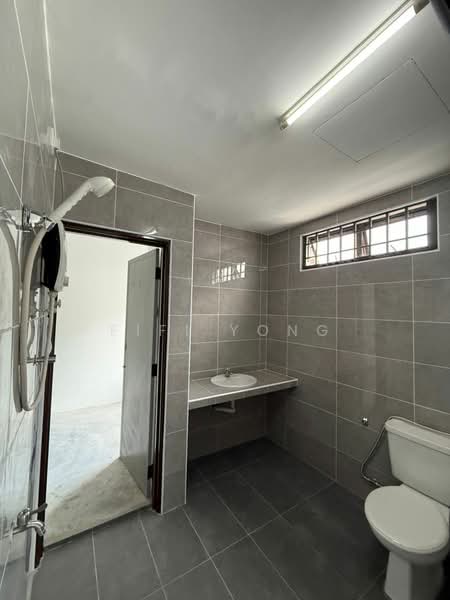 Rumah Teres 2 Tingkat untuk Dijual di Johor Bahru (Johor) - Fifi Yong - Bathroom - PropertyGuru.com.my