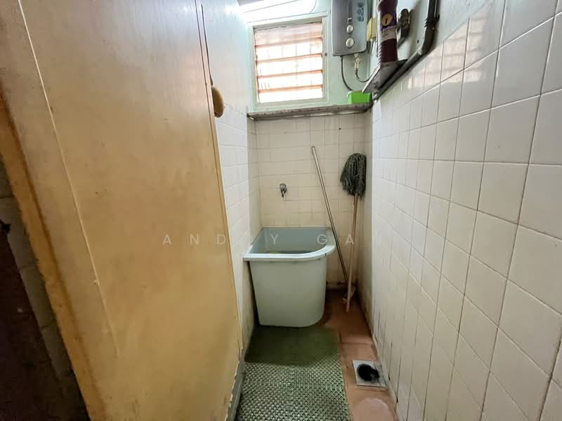 2-storey Terraced House for Sale in Taman Selat Damai (Pelabuhan Klang) - Anddy Gan - Bathroom - PropertyGuru.com.my