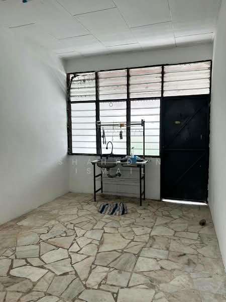 Semi-Detached House for Sale in Kulim (Kedah) - Shahidan Ismail - Kitchen - PropertyGuru.com.my