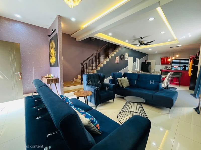 Rumah Teres 2-Tingkat untuk Dijual di Cybersouth (Dengkil) - Ahmad Gadafi Md Nor - Living Room - PropertyGuru.com.my