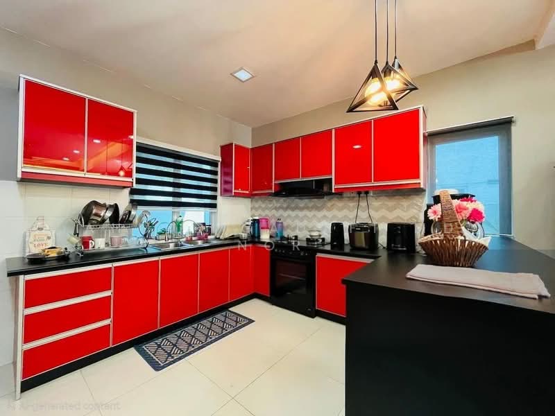 Rumah Teres 2-Tingkat untuk Dijual di Cybersouth (Dengkil) - Ahmad Gadafi Md Nor - Kitchen - PropertyGuru.com.my
