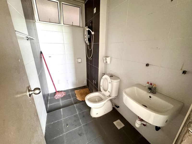 Service Residence for Sale at Larkin Heights - Ethan Lim - PropertyGuru.com.my