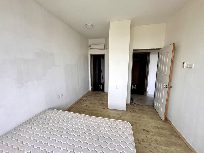 Service Residence for Sale at Larkin Heights - Ethan Lim - PropertyGuru.com.my