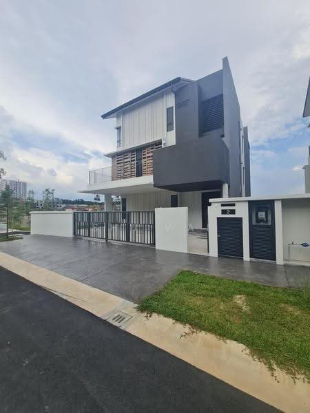 Rumah Berkembar untuk Dijual di Bandar Kinrara (Selangor) - Shu Wai - PropertyGuru.com.my