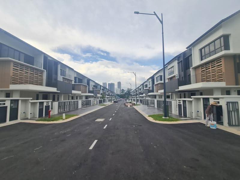 Rumah Berkembar untuk Dijual di Bandar Kinrara (Selangor) - Shu Wai - PropertyGuru.com.my