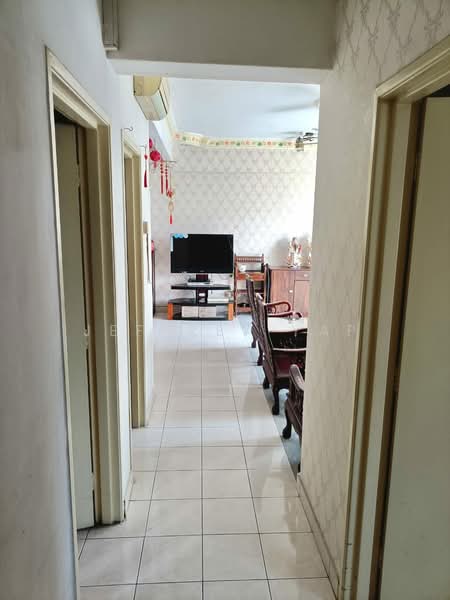 Apartment for Sale at Prima Tiara 1 - Jeffrey Yap - Corridor - PropertyGuru.com.my