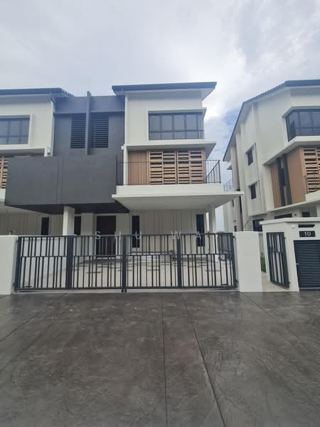 Rumah Berkembar untuk Dijual di BANDAR PUCHONG JAYA (Puchong) - Shu Wai - Exterior - PropertyGuru.com.my
